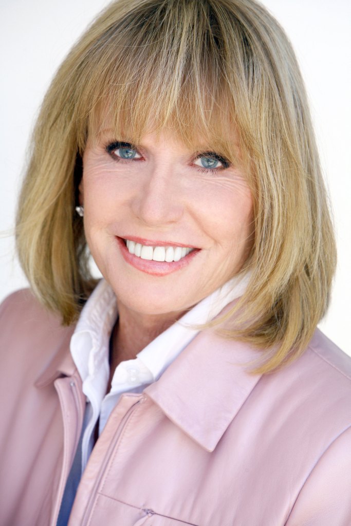 Leslie Charleson