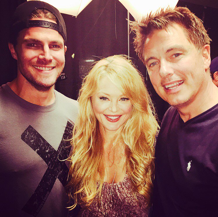 Stephen Amell-Charlotte Ross-John Barrowman