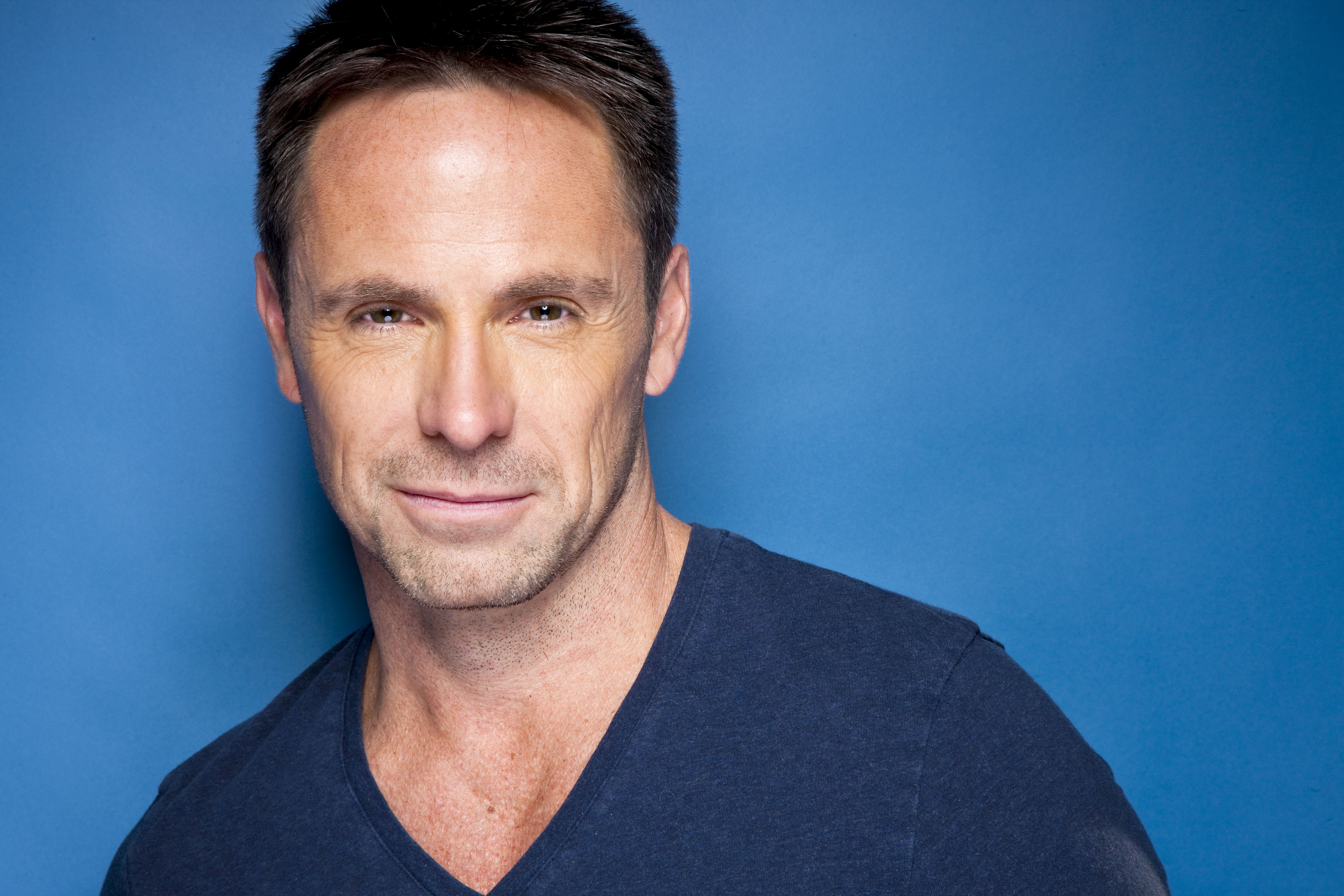 William deVry