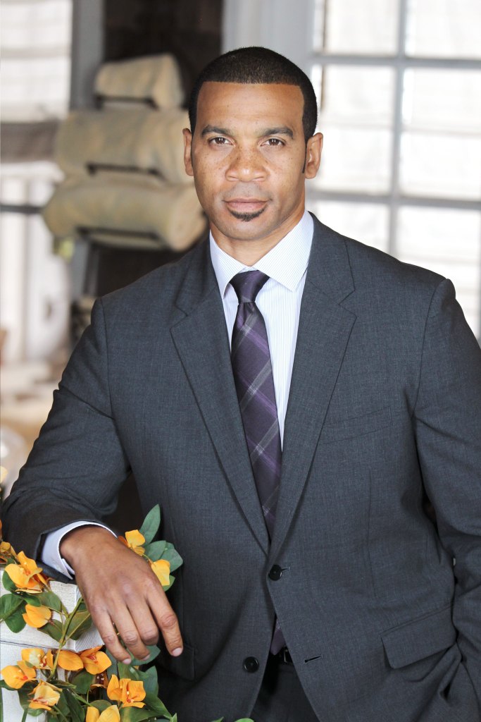 Aaron D Spears