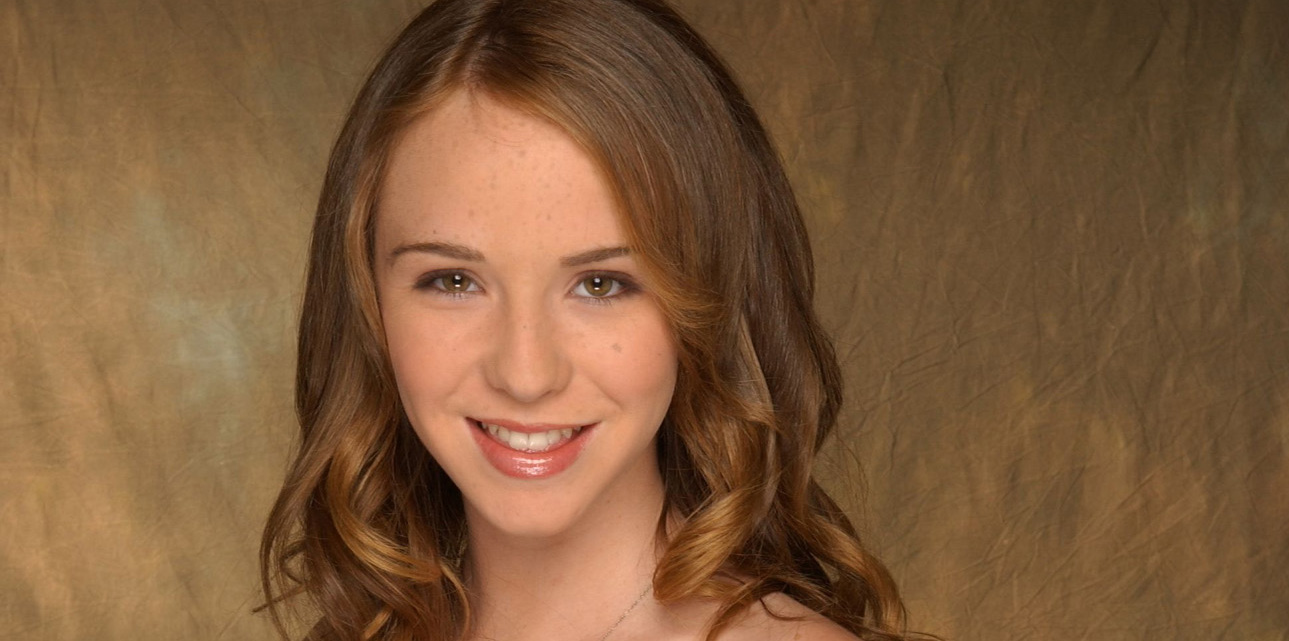 Camryn Grimes 2004 734x365