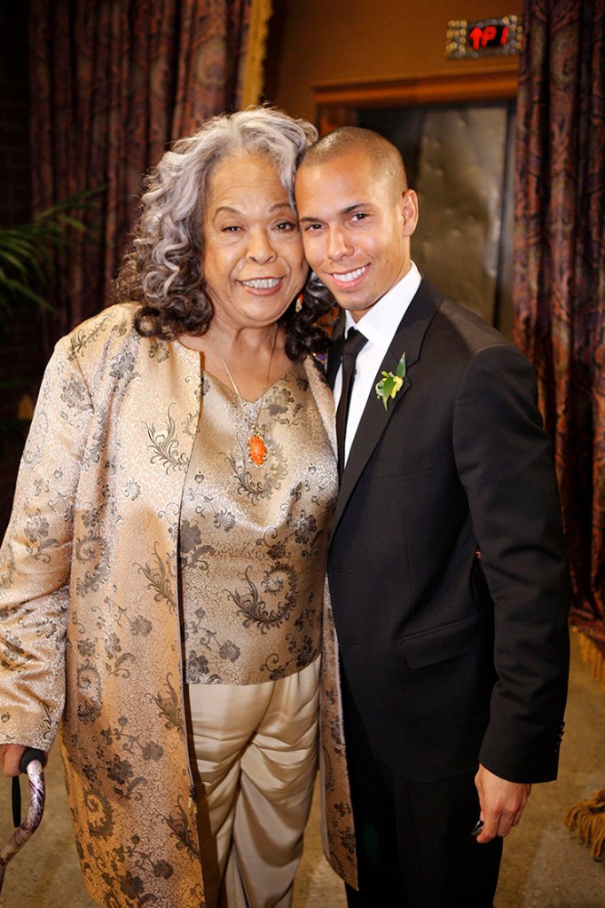 "The Young and the Restless" Set