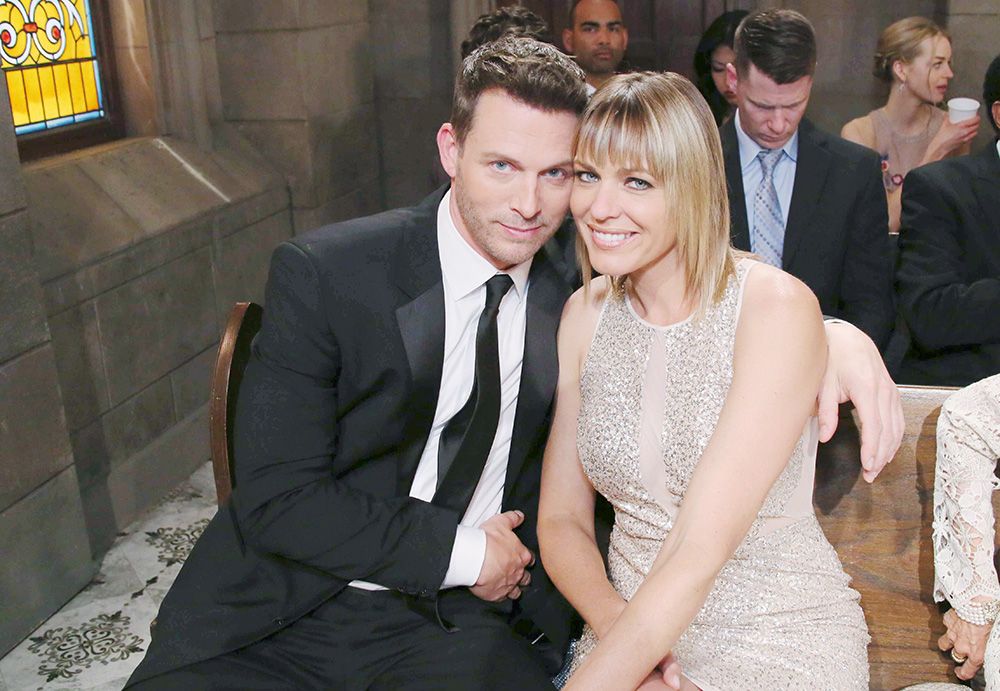 "Days of our Lives" Set Wedding