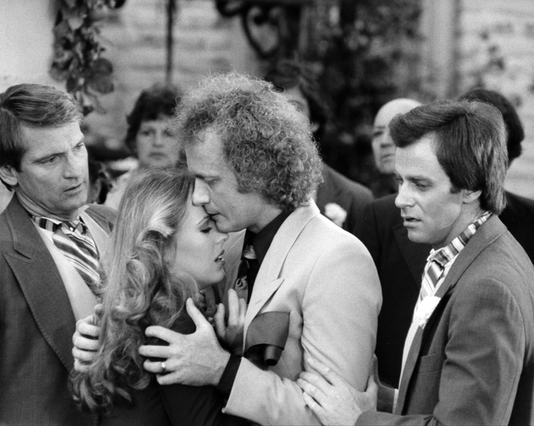 CHRIS ROBINSON;GENIE FRANCIS;ANTHONY GEARY;TRISTAN ROGERS