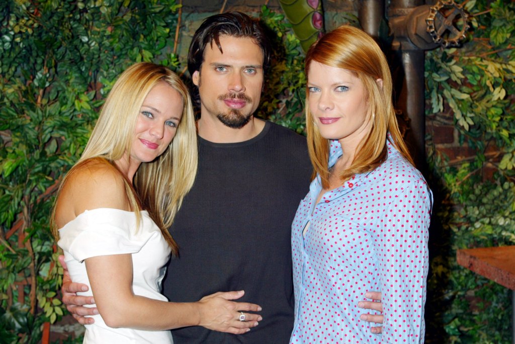 "The Young and the Restless" Set