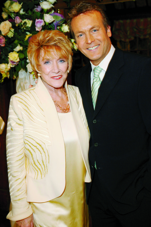 "The Young and the Restless" Set