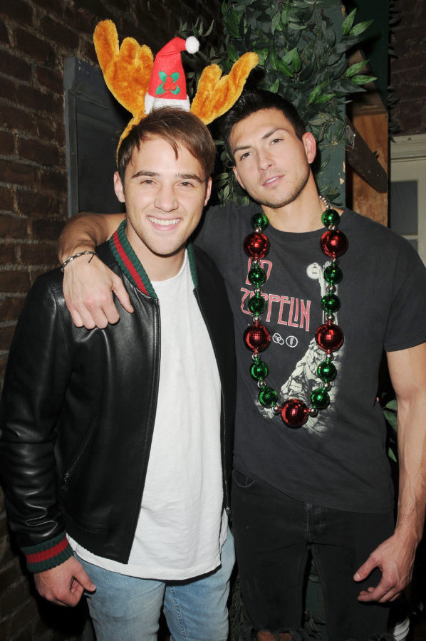 "Days of our Lives" Set Holiday App Part