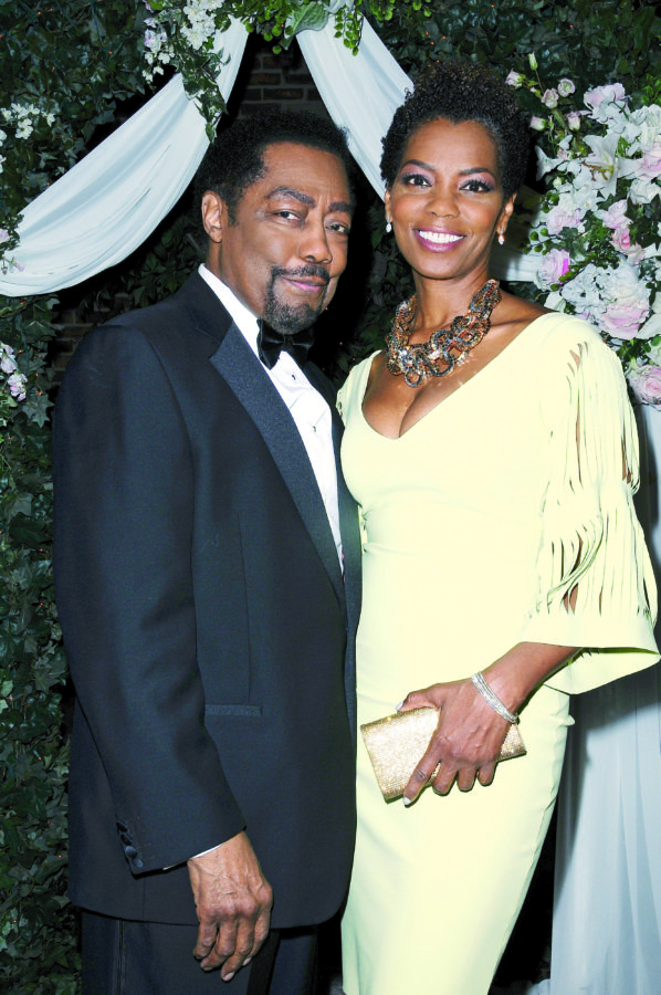 "Days of our Lives" Set Wedding