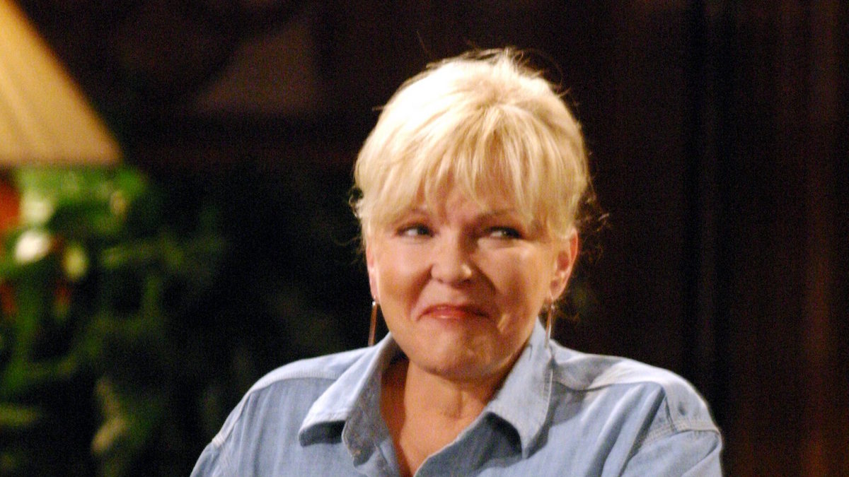 Y&R Gina