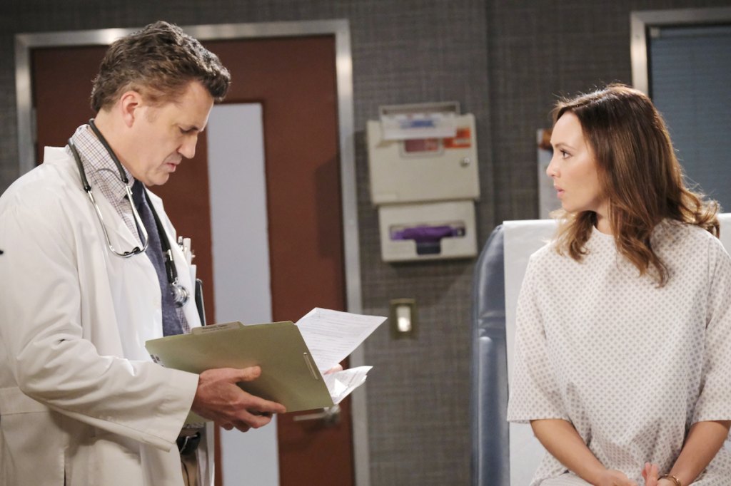 DAYS Dr Snyder Gwen
