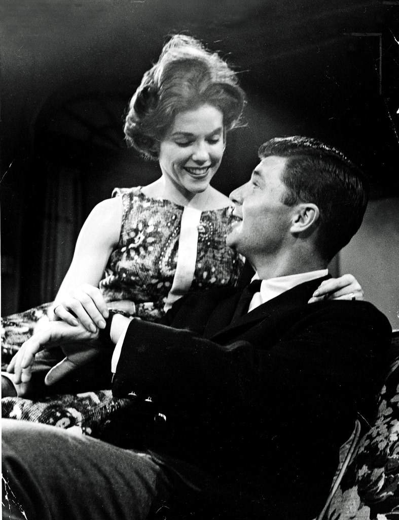 Eileen Fulton and Don Hastings as Bob and Lisa on As the World Turns