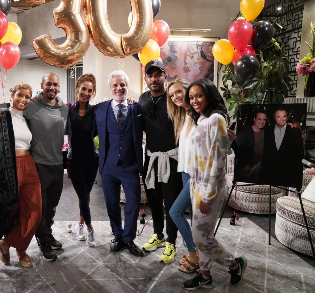 Y&R