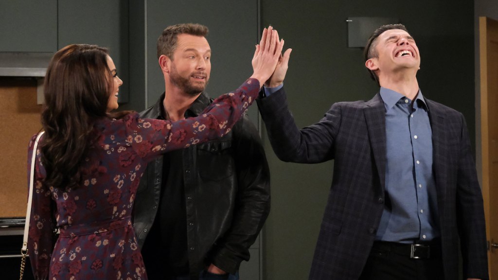 DAYS Chloe Brady Xander