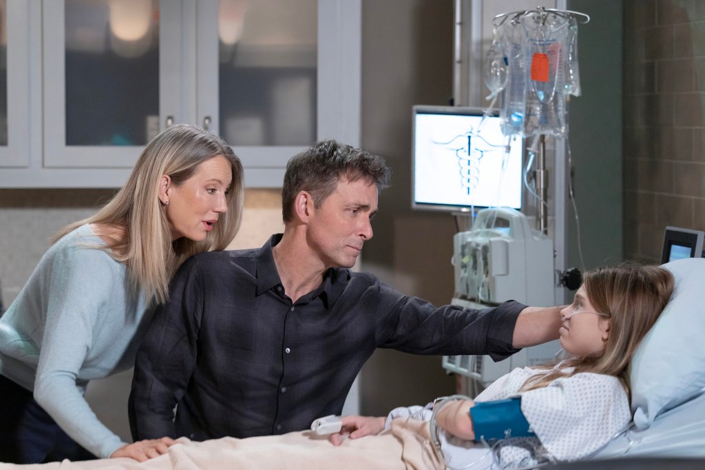 Cynthia Watros James Patrick Stewart Scarlett Fernandez