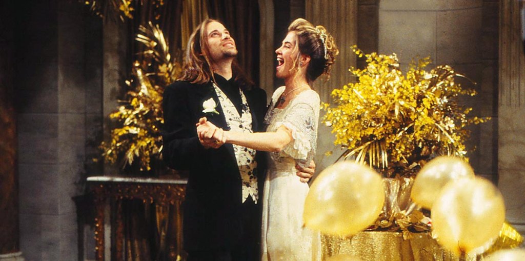 Roger Howarth, Kassie DePaiva