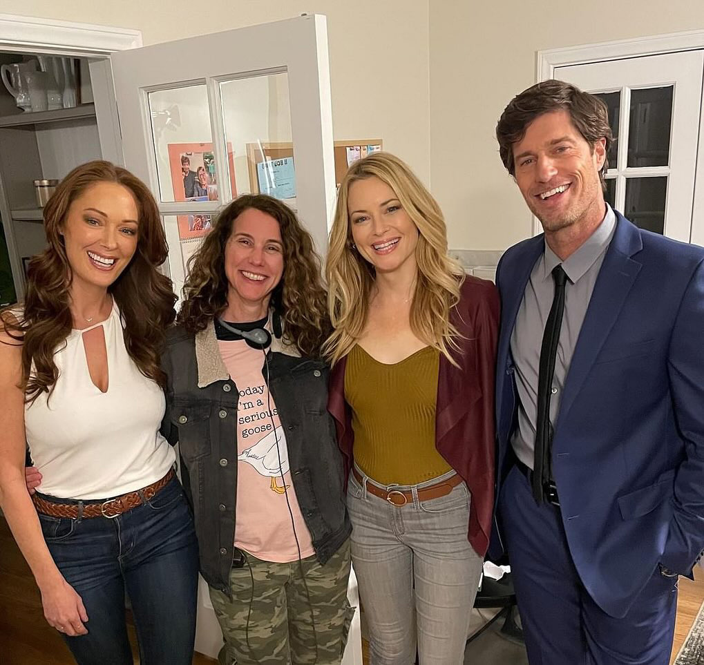 Jessica Morris, Rib Hillis