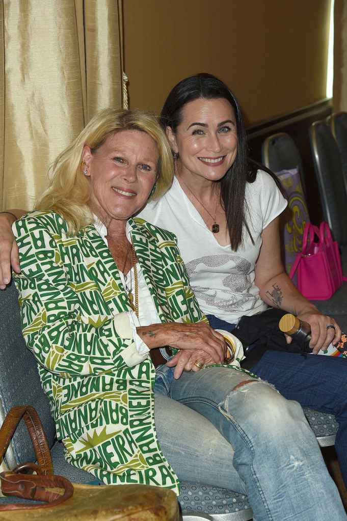 ally mills, rena sofer