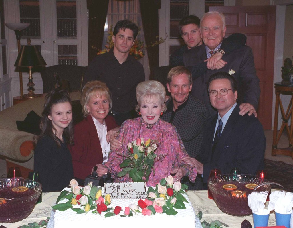 amber tamblyn, leslie charleson, billy warlock, steve burton, john ingle and stuart damon celebrated Anna Lee