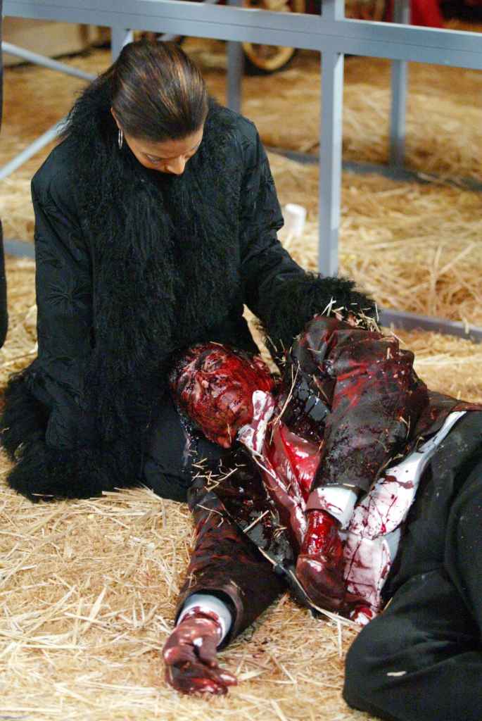 thaao penghlis tony mauled by tiger DAYS