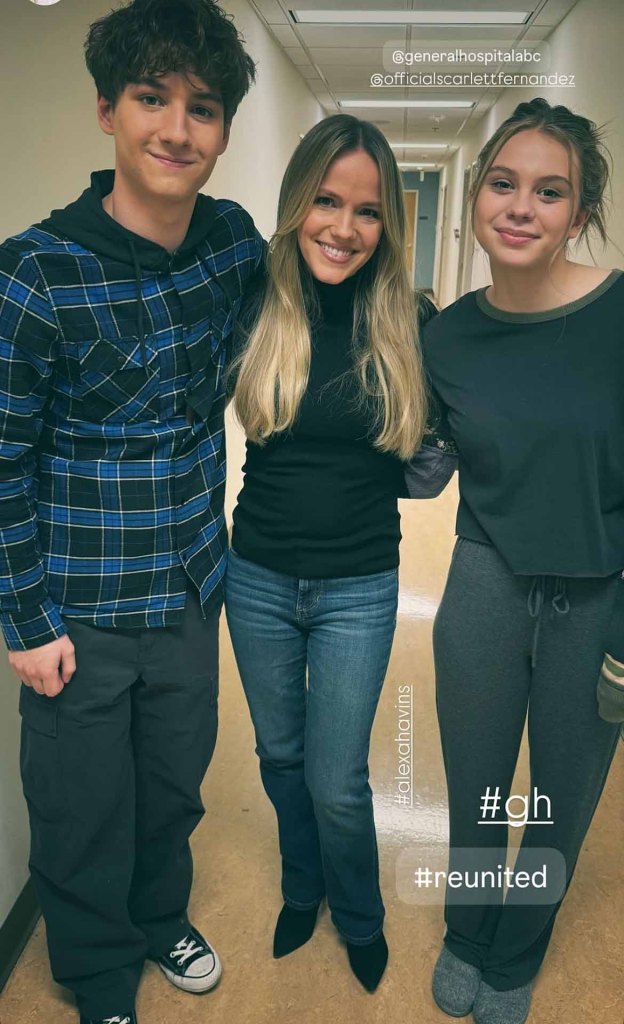 finn carr, alexa havins, scarlett fernandez