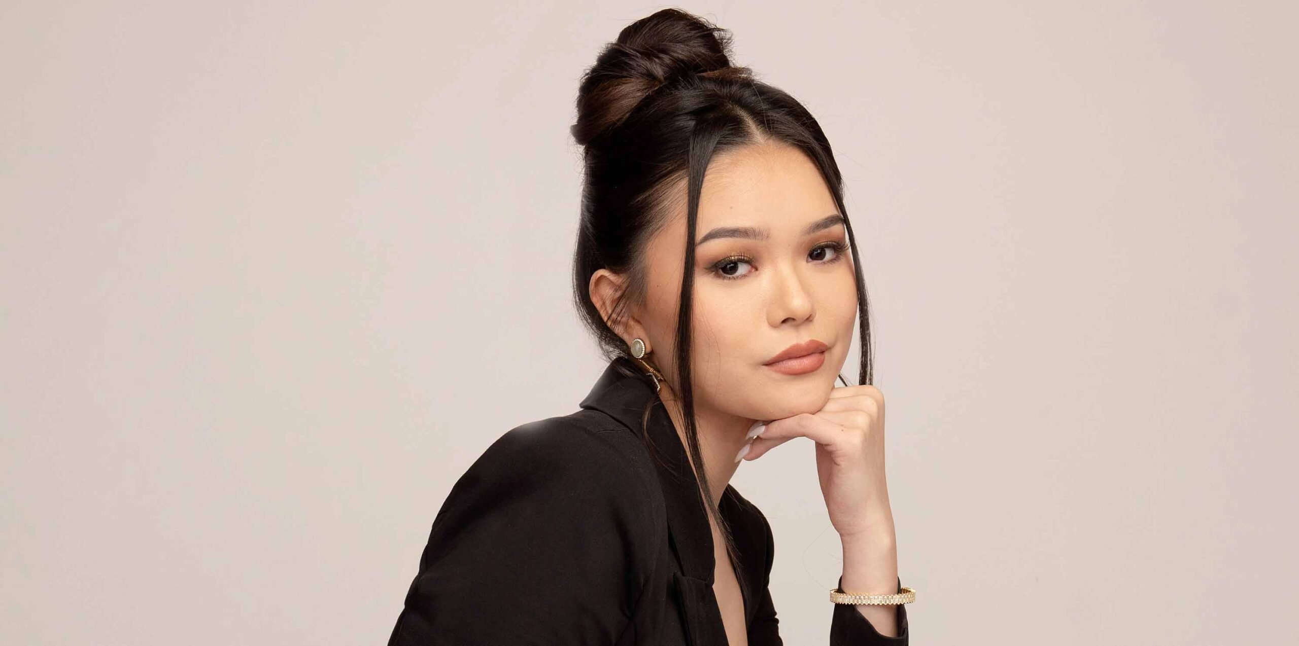 Lisa Yamada, the bold and the beautiful