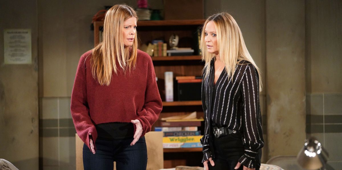michelle stafford as phyllis and sharon case as sharon, kidnapped and talking on young and restless.