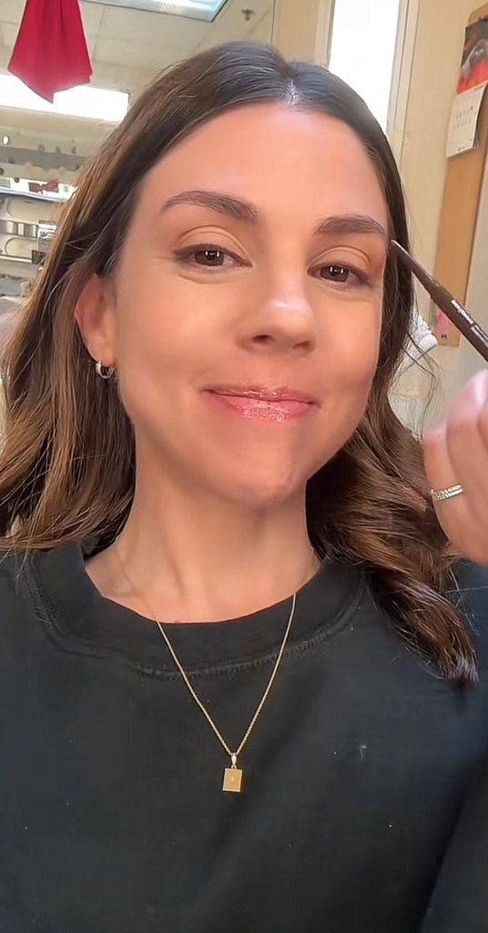 kate mansi general hospital behind the scenes soap stars share snaps from the week ending in august 21