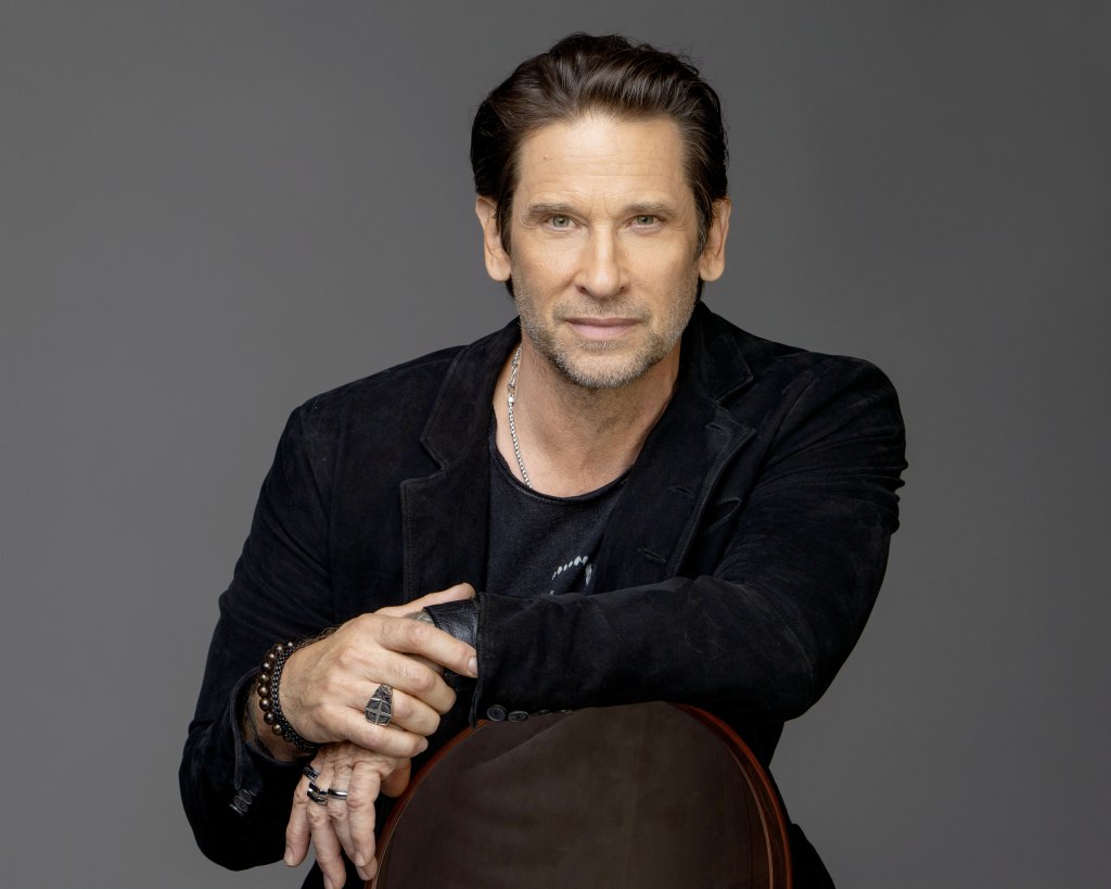 YR Roger Howarth