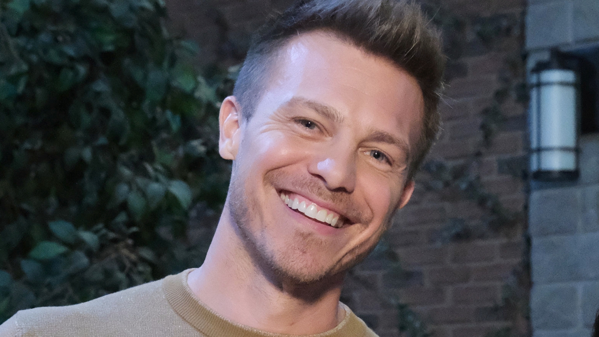 jeremy horton on days of our lives, played by michael roark.
