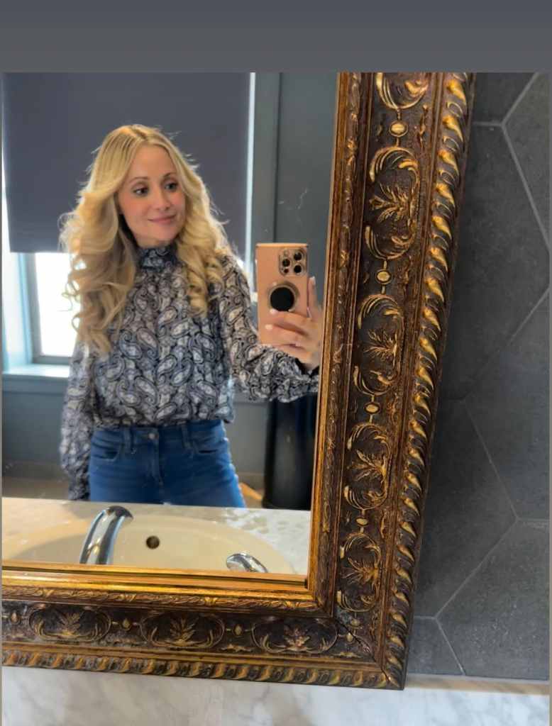 emme rylan on movie set.