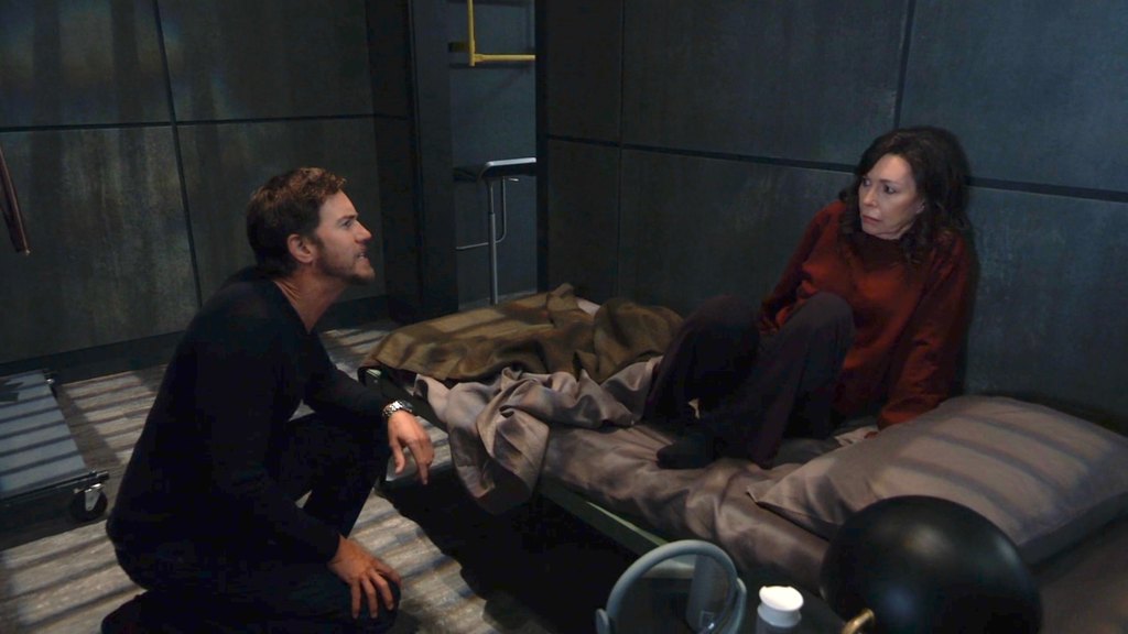 GH Wes Ramsey Finola Hughes