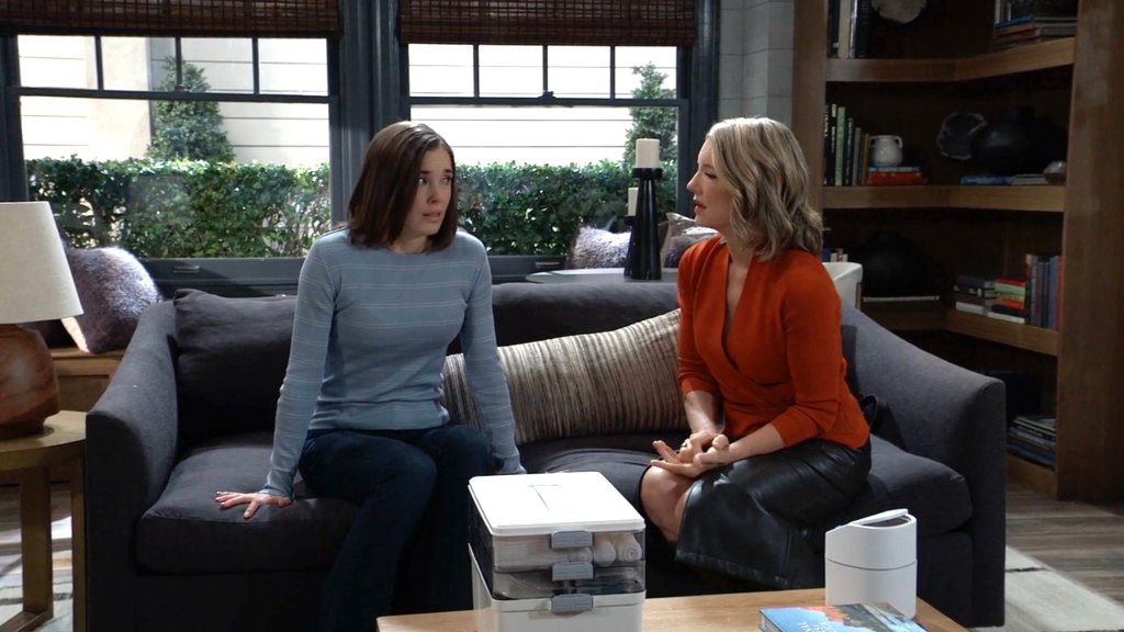 GH Katelyn MacMullen Cynthia Watros