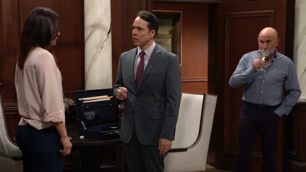 GH Kelly Thiebaud Andrew Hawkes Carlo Rota