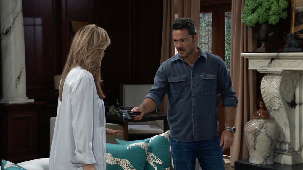 GH Laura Wright Ryan Paevey