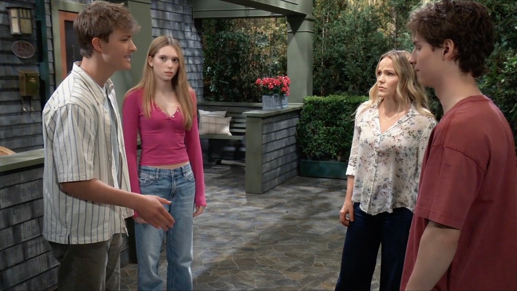 GH Asher Antonyzyn Bluesy Burke Alexa Havins Finn Carr