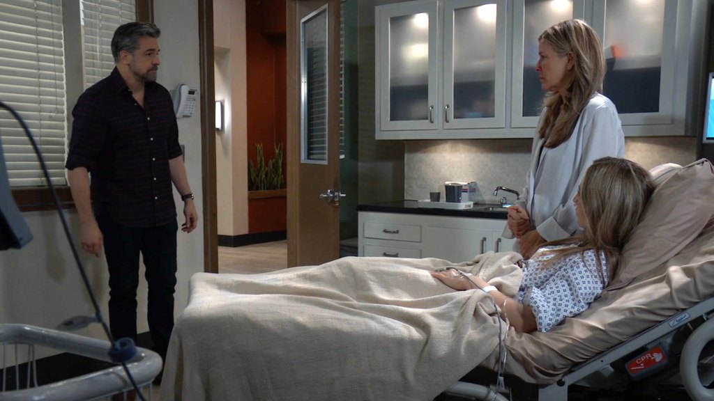GH Chris McKenna Laura Wright Eden McCoy