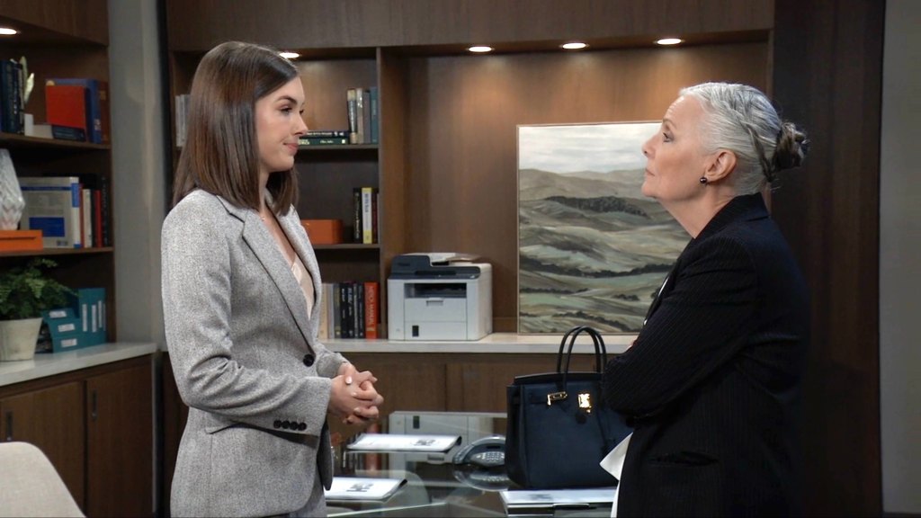 GH Katelyn MacMullen Jane Elliot