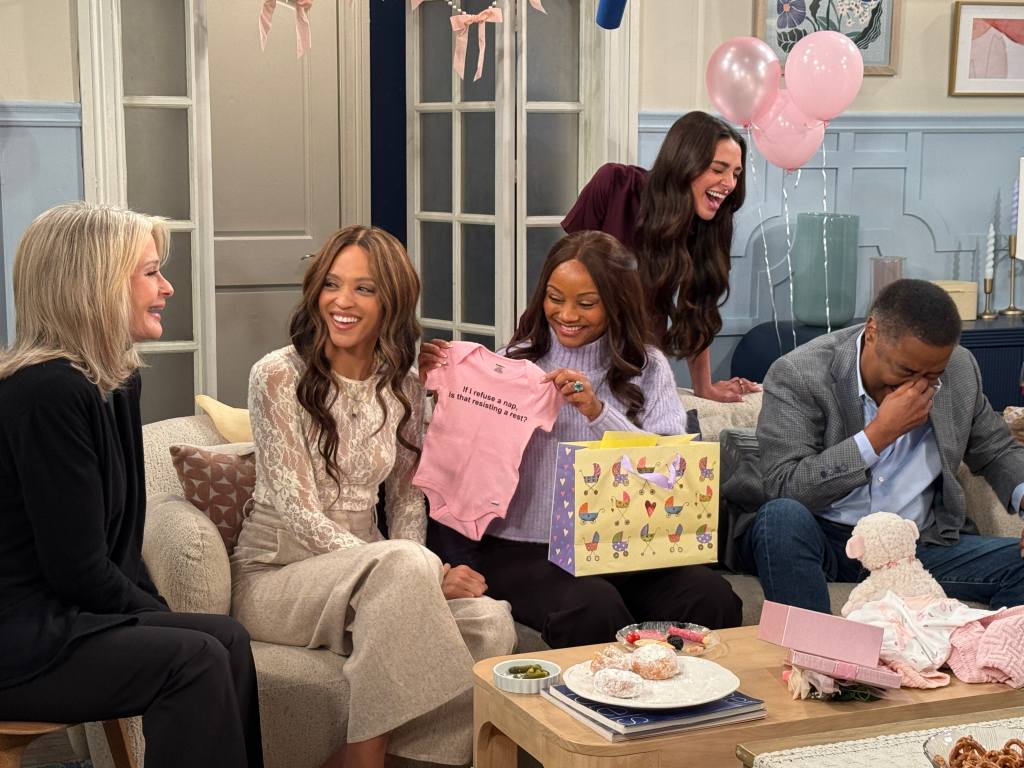 DAYS Deidre Hall Sal Stowers Raven Bowens Sydney Malakeh James Reynolds
