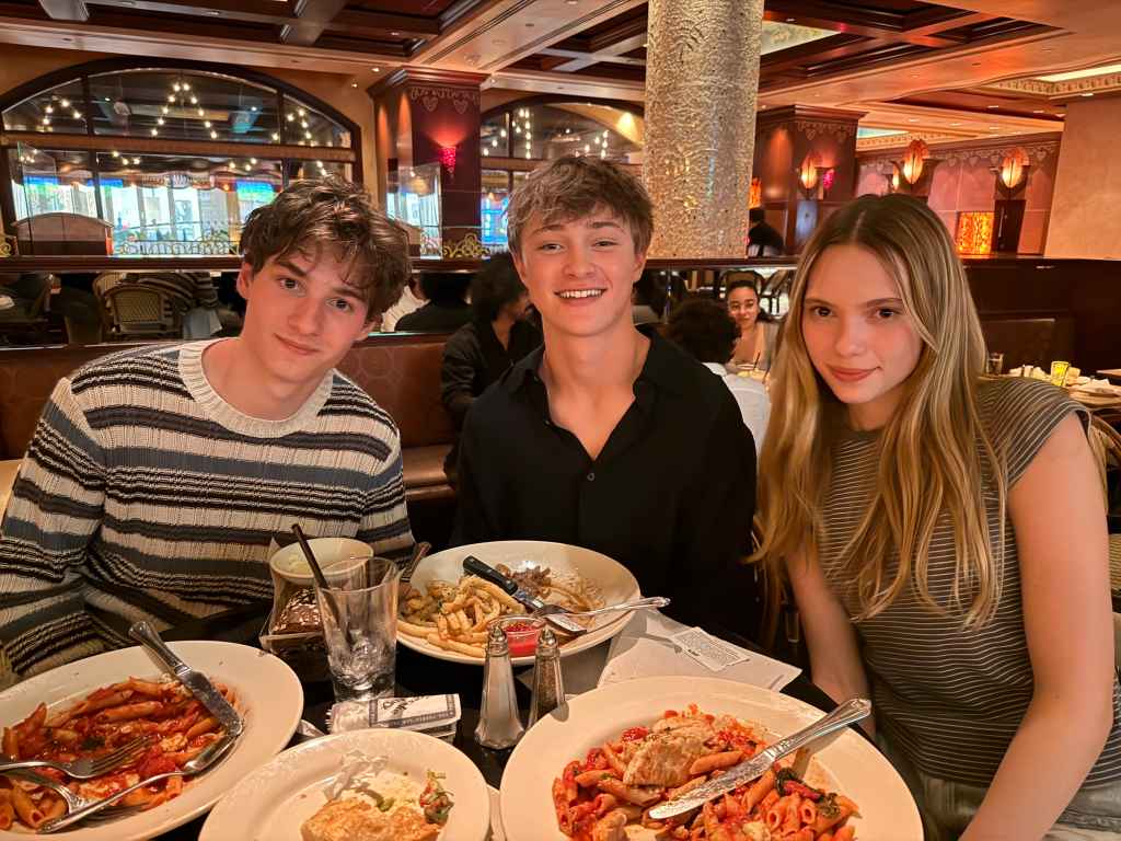 Finn Carr Asher Antonyzyn Bluesy Burke