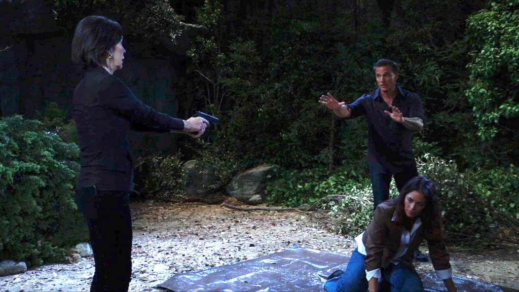 Anna holds a gun on Jason and Britt on General Hospital