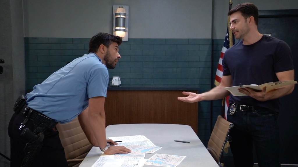 GH Josh Swickard Jonathan Bennett