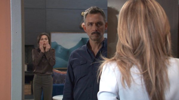Finola Hughes, James Patrick Stuart and Laura Wright as Anna, Valentin and Carly on General Hospital