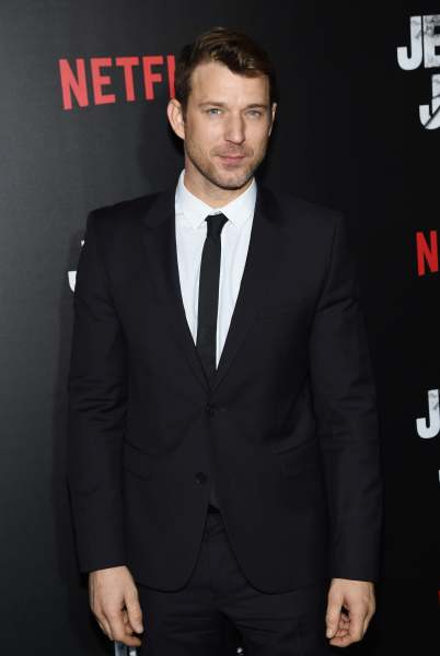 Wil Traval