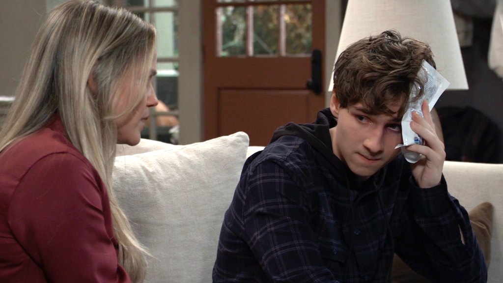 GH Alexa Havins Finn Carr