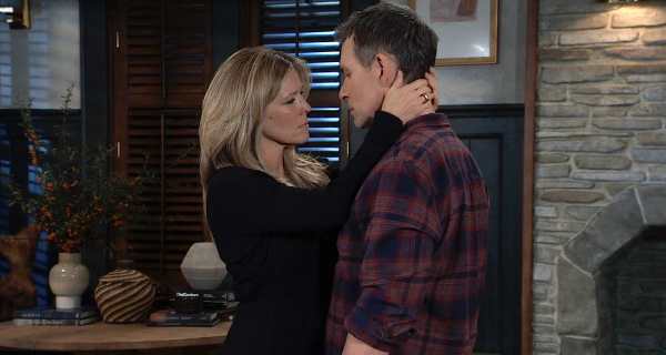 laura wright and james patrick stuart as carly and valentin on general hospital
