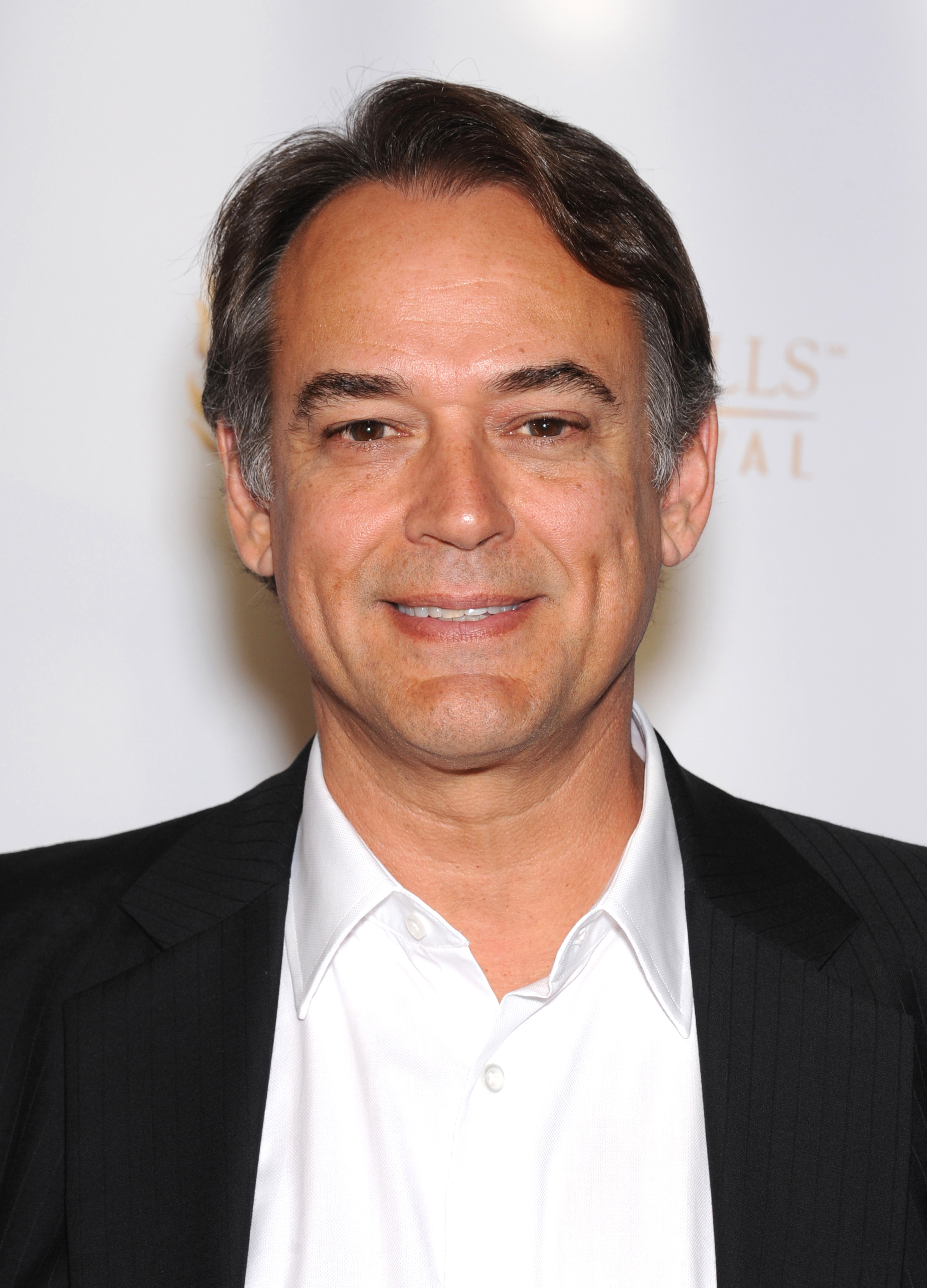Jon Lindstrom