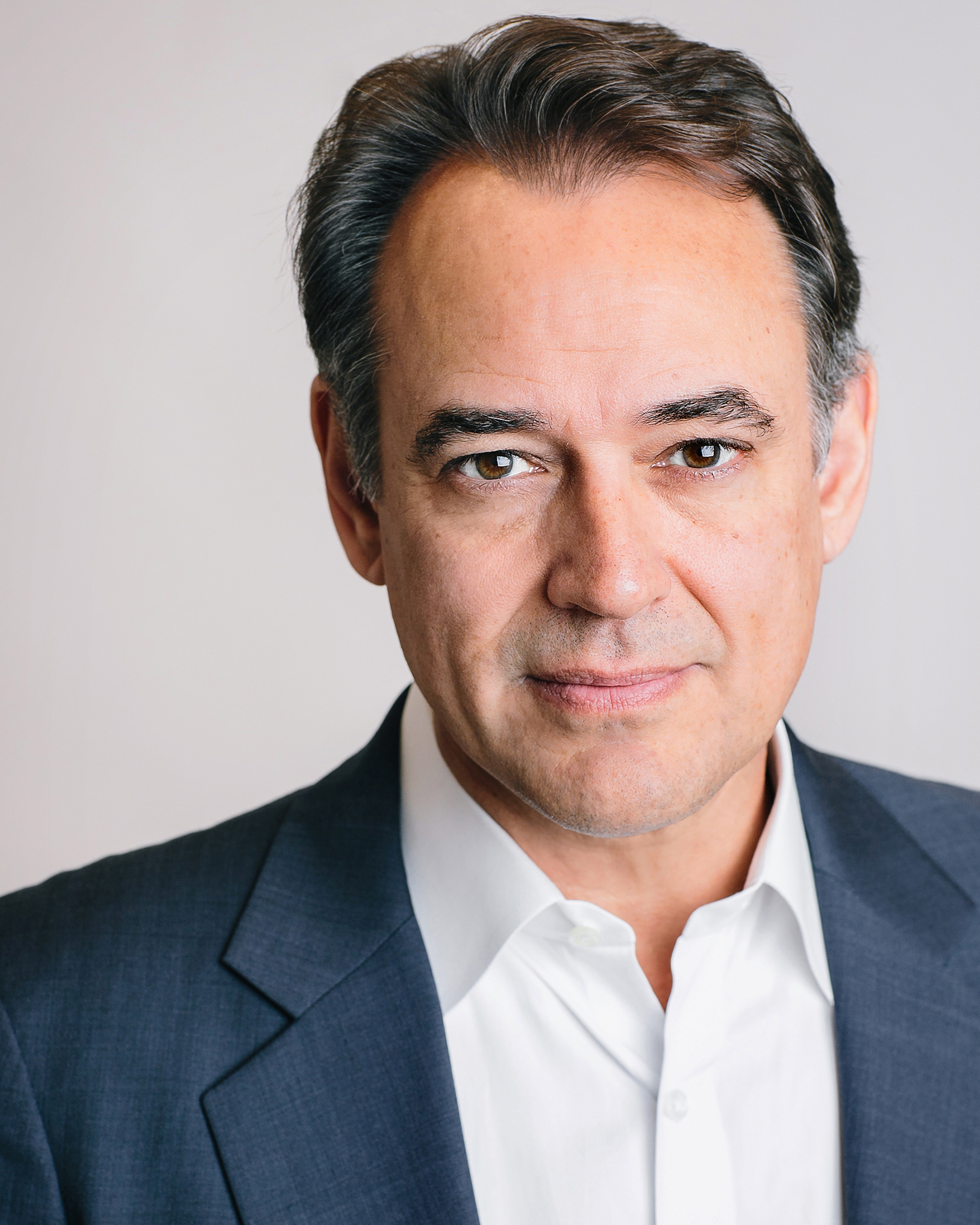 Jon Lindstrom_Jon_LG_2013 1